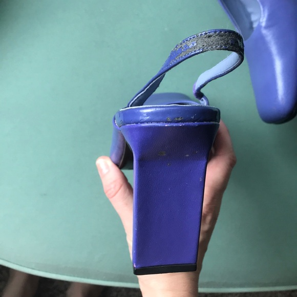 Vintage BCBG Paris Slingback Heels - Picture 6 of 8